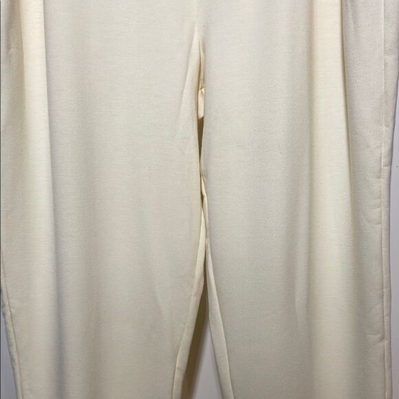 Jockey Cream Sweatpants with Elastic Cuffs - Picture 3 of 9